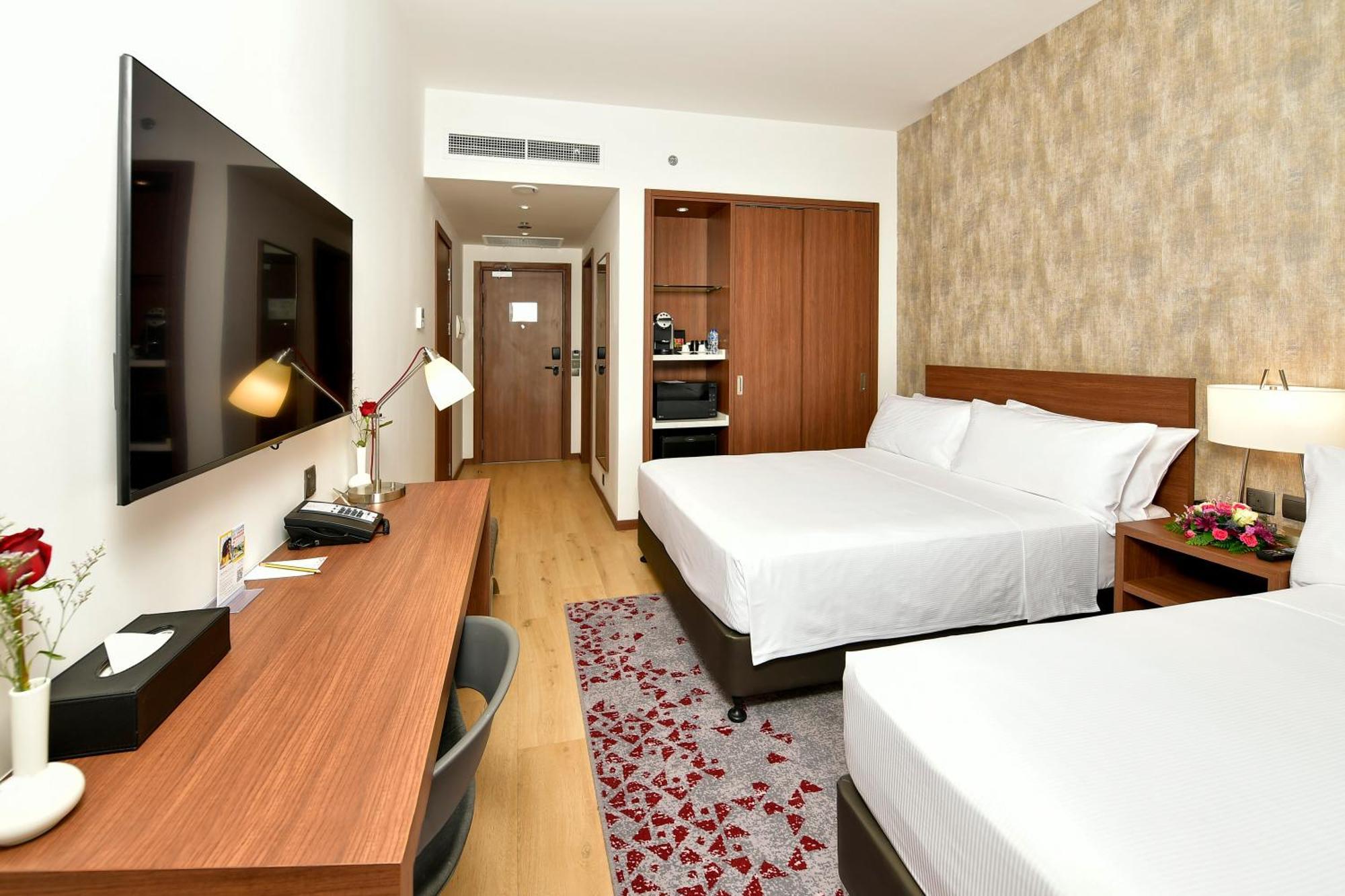 Comfort Hotel Riyadh Olaya Exterior foto